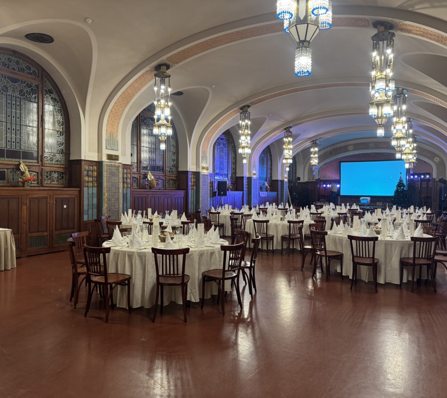 Possibility of expansion for up to 500 guests